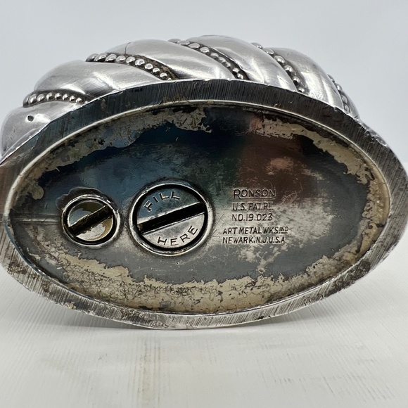 MidCentury American Silver Plate Art Deco Crown Table Lighter by Ronson - Picture 7 of 10